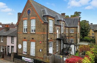 Más detalles de 34 Half Acre, Brentford - Local en venta