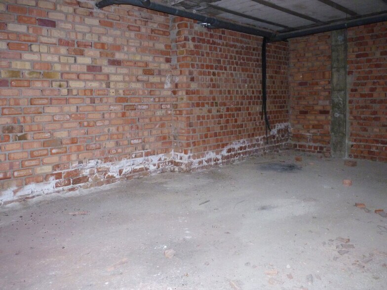 Local en Gines, Sevilla en venta - Foto del interior - Imagen 3 de 7