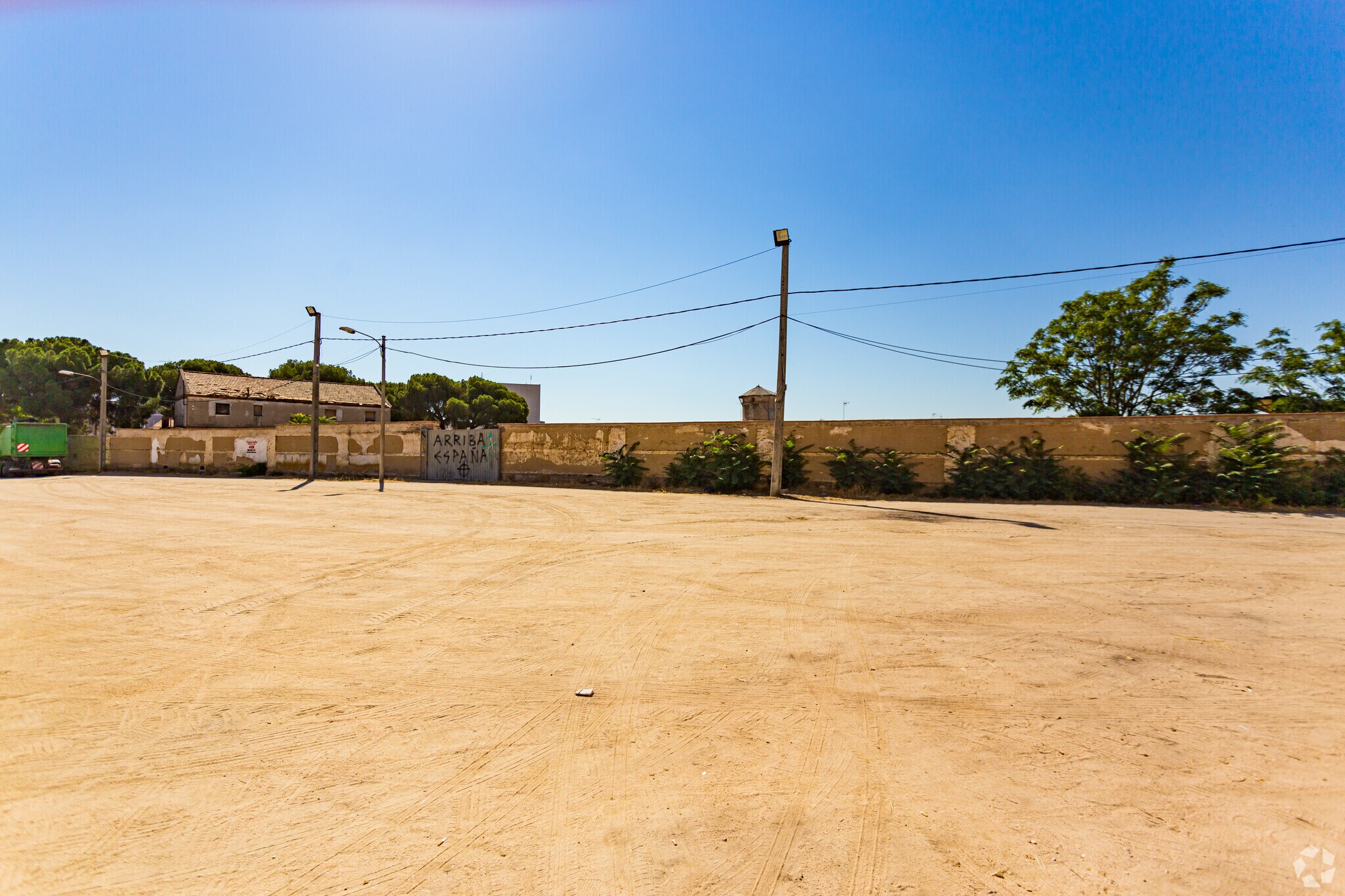 Avenida República Argentina, 43, Moraleja de Enmedio, Madrid en venta Foto del edificio- Imagen 1 de 2