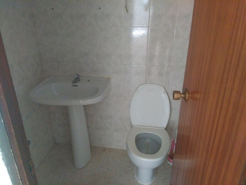 Local en Cáceres en alquiler - Foto del edificio - Imagen 3 de 7