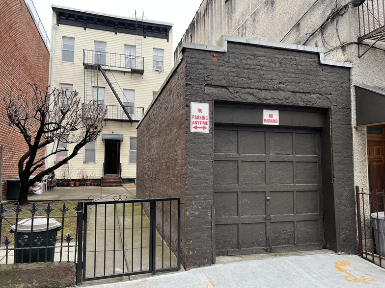 127 N 4th St, Brooklyn, NY en venta - Foto del edificio - Imagen 2 de 23