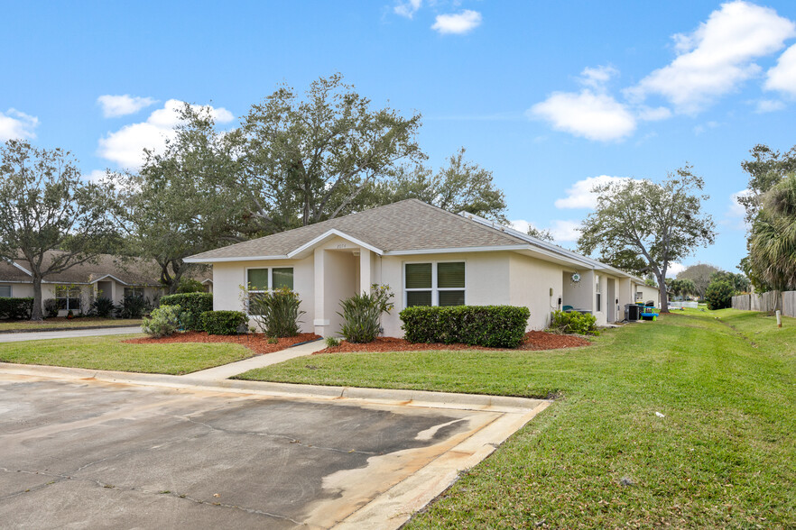 2042 Foxwood Dr, Melbourne, FL en venta - Foto del edificio - Imagen 3 de 14