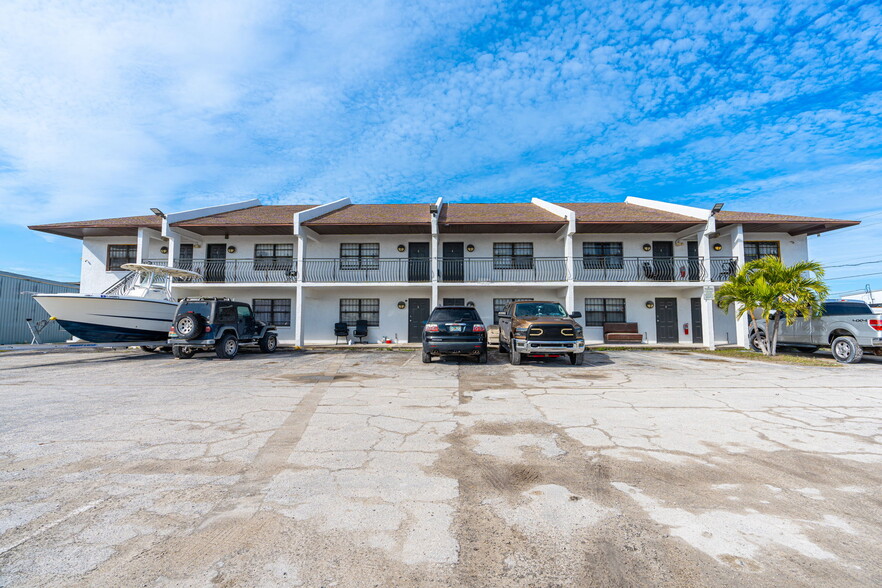 2700 Evans Ave, Fort Myers, FL en venta - Foto del edificio - Imagen 2 de 60