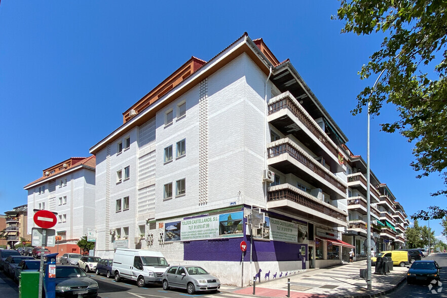 Calle San Isidro, 14, Majadahonda, Madrid en venta - Foto principal - Imagen 1 de 2