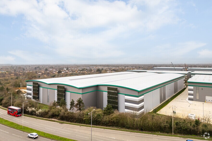 Iron Bridge Rd, Uxbridge en alquiler - Foto del edificio - Imagen 2 de 4