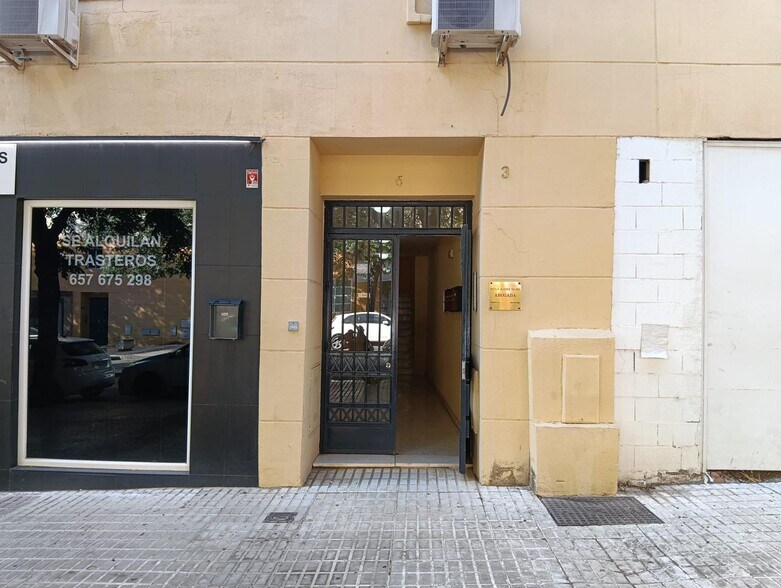 Local en Alcalá de Guadaíra, Sevilla en venta - Foto del edificio - Imagen 2 de 13