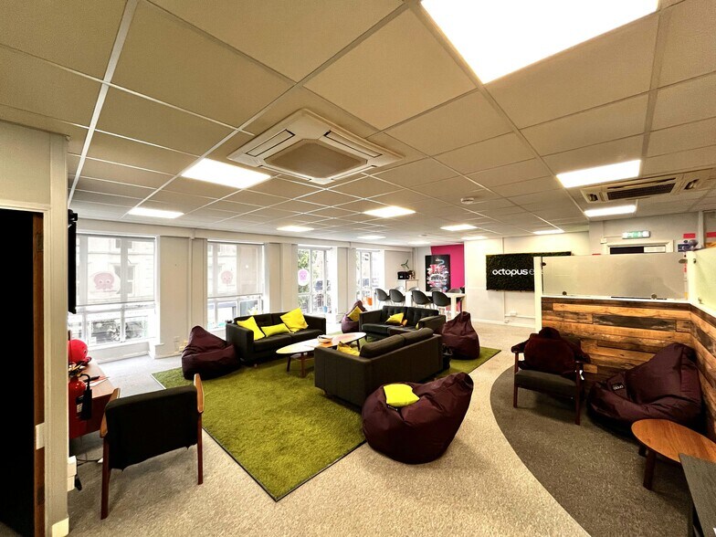 119 West St, Fareham en alquiler - Foto del interior - Imagen 2 de 6