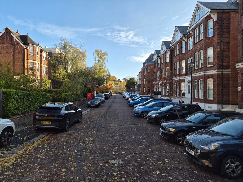 11-13 Lonsdale Gdns, Tunbridge Wells en venta - Foto del edificio - Imagen 2 de 5