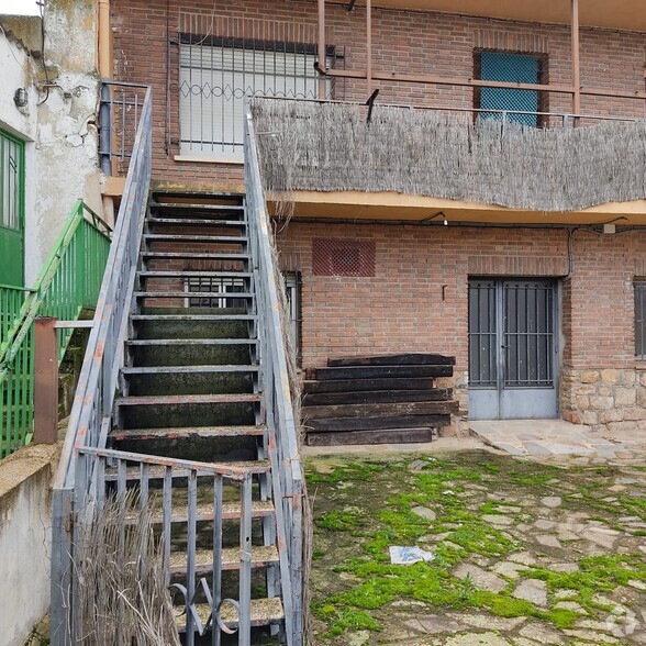 Locales en Piñuécar-Gandullas, MAD en venta - Foto del edificio - Imagen 2 de 38