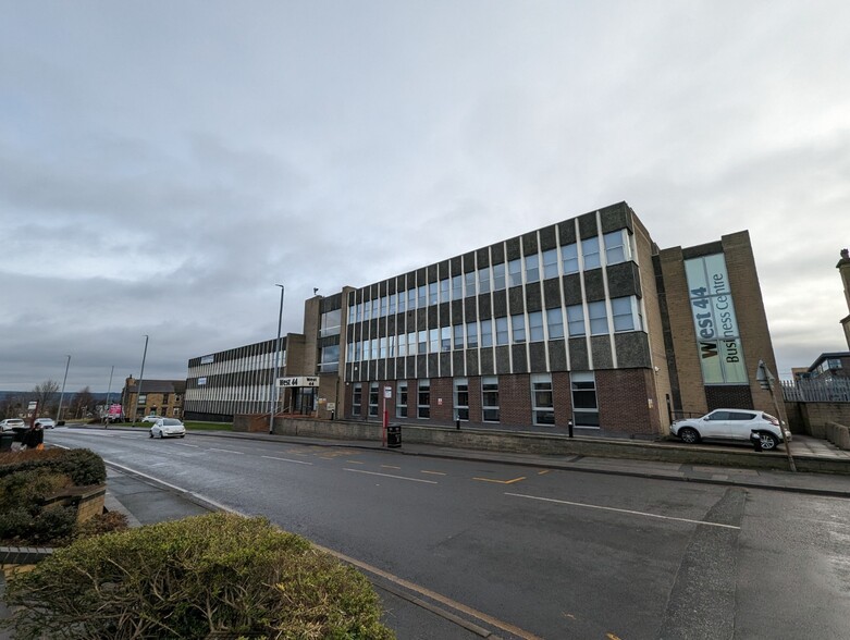 44-60 Richardshaw Ln, Pudsey en alquiler - Foto del edificio - Imagen 3 de 6