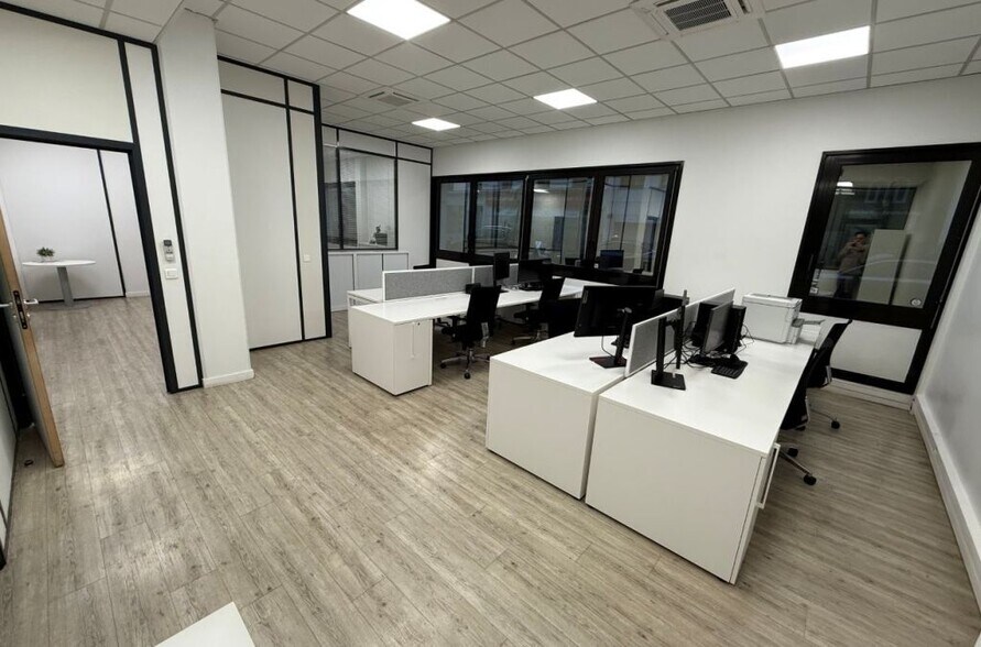 107-113 Rue Victor Hugo, Levallois-Perret en alquiler - Foto del interior - Imagen 3 de 9