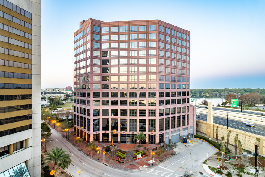 1000 Legion Pl, Orlando, FL en alquiler - Foto del edificio - Imagen 2 de 8