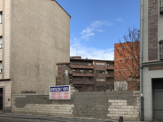 Más detalles de Calle Eduardo Marquina, 21, Ávila - Terreno en venta