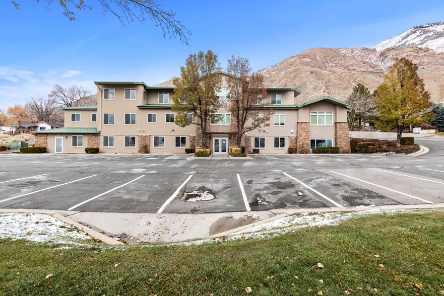 2335 S State St, Provo, UT en alquiler - Foto del edificio - Imagen 1 de 22