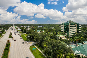 5150 Tamiami Trl N, Naples, FL - VISTA AÉREA  vista de mapa - Image1