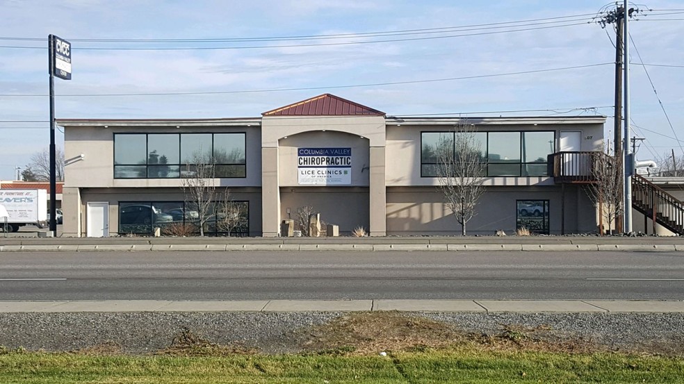 207 N Dennis St, Kennewick, WA en alquiler - Foto del edificio - Imagen 2 de 12