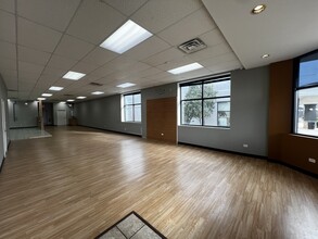 1504 Essington Rd, Joliet, IL en alquiler Foto del interior- Imagen 2 de 13