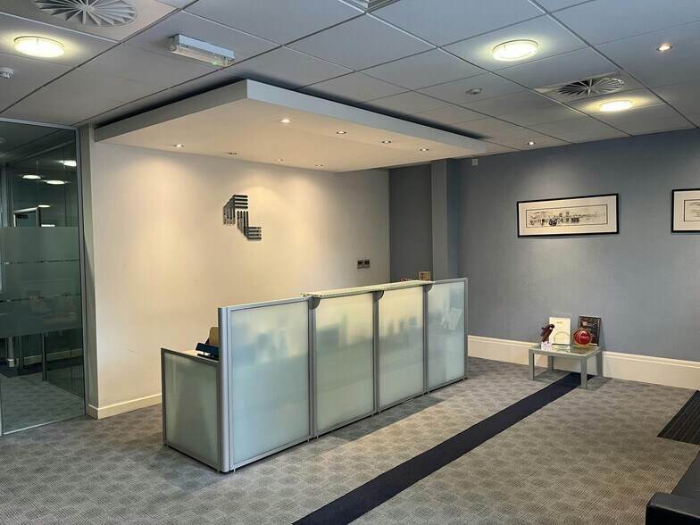 12-13 Windsor Pl, Cardiff en venta - Foto del edificio - Imagen 3 de 9