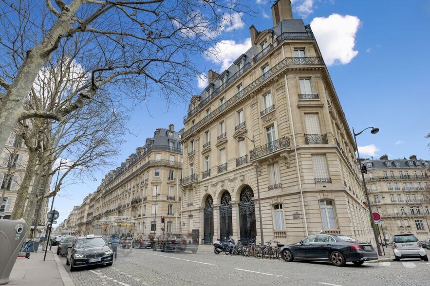 12 Avenue Pierre Ier De Serbie, Paris en alquiler - Foto del edificio - Imagen 2 de 9