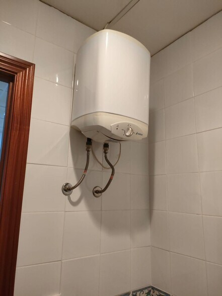 Local en Cantillana, Sevilla en alquiler - Foto del interior - Imagen 1 de 11