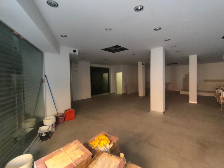 Local en Manresa, Barcelona en alquiler - Foto del interior - Imagen 2 de 3