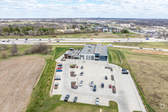 11801 Hickman Rd, Urbandale, IA - VISTA AÉREA  vista de mapa - Image1