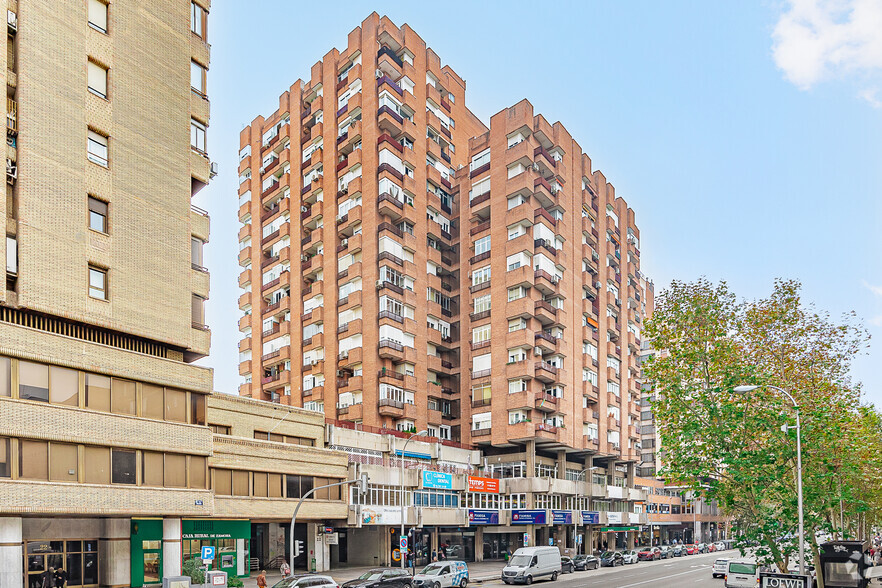 Calle Orense, 18 - 20, Madrid, Madrid en venta - Foto principal - Imagen 2 de 2