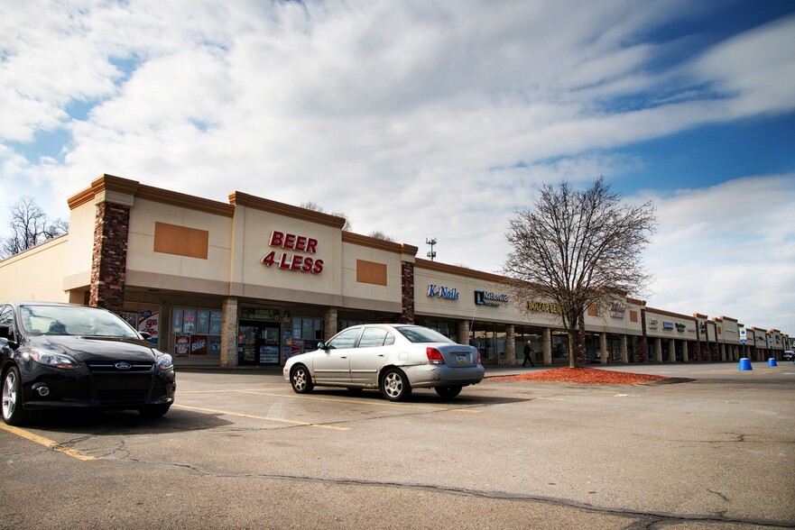 500- Pine Hollow Rd, Mc Kees Rocks, PA en alquiler - Foto del edificio - Imagen 3 de 8