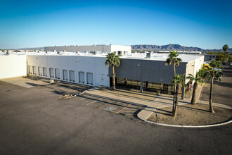 4215 W Lower Buckeye Rd, Phoenix, AZ en alquiler Foto del edificio- Imagen 1 de 14