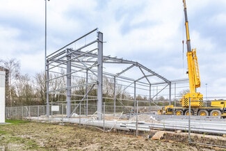 Más detalles de Albert St, Oldham - Nave en alquiler