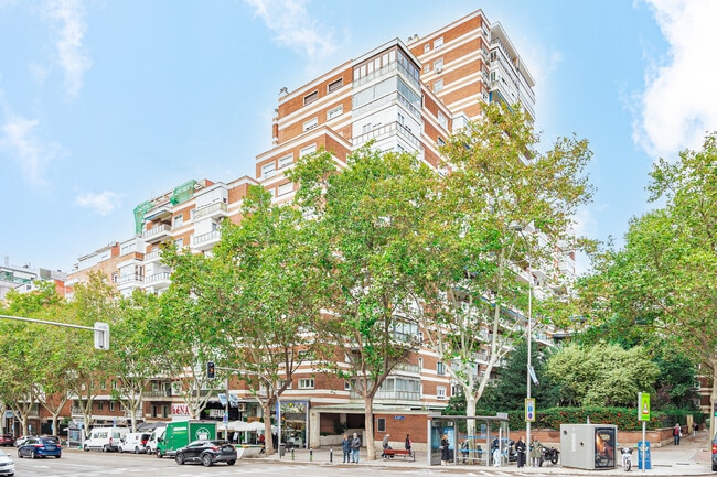 Más detalles de Edificio residencial​ en venta