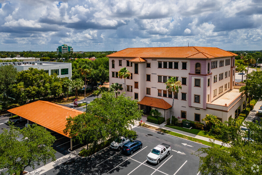 4851 Tamiami Trl N, Naples, FL en alquiler - Foto del edificio - Imagen 2 de 10