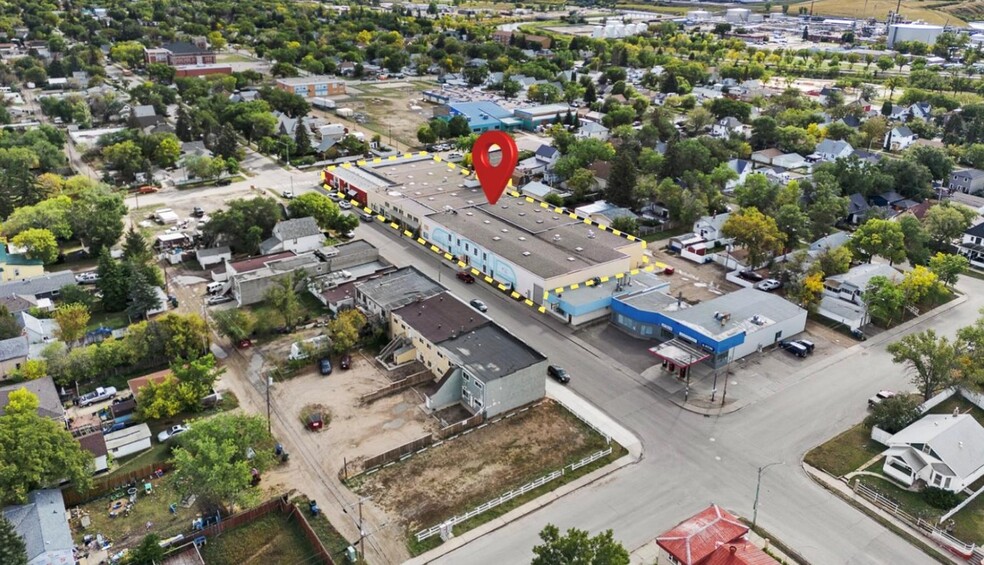 461 Athabasca St E, Moose Jaw, SK en alquiler - Vista aérea - Imagen 3 de 18