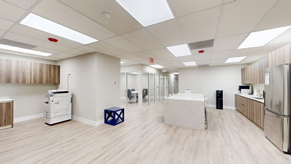 7925 NW 12th St, Doral, FL en alquiler - Matterport 3D Scan - Imagen 2 de 31