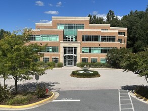 1984 Isaac Newton Sq W, Reston, VA en alquiler Foto del edificio- Imagen 1 de 6