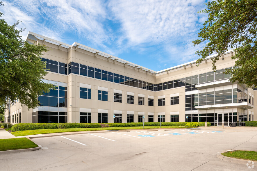 8616 Freeport Pky, Irving, TX en alquiler - Foto del edificio - Imagen 2 de 4