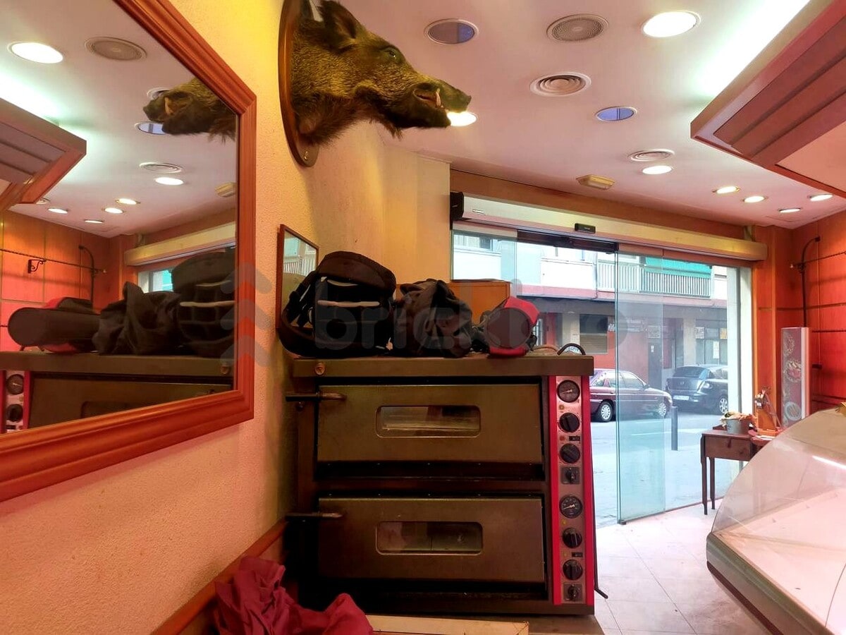 Badalona, BAR 08914 - Unidad - - - Foto del interior - Image 1 of 9