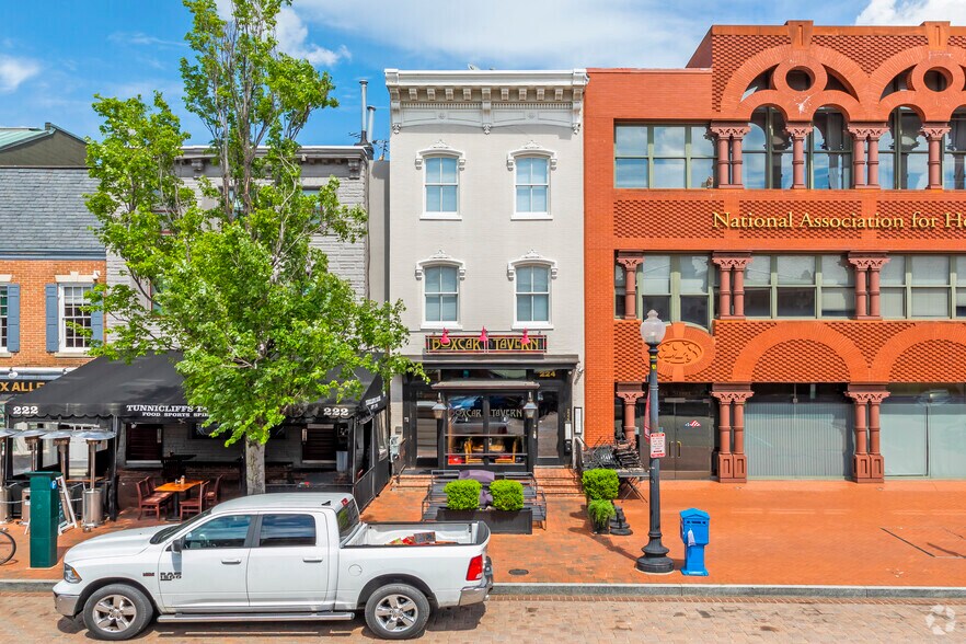 224 7th St SE, Washington, DC en alquiler - Foto principal - Imagen 1 de 9