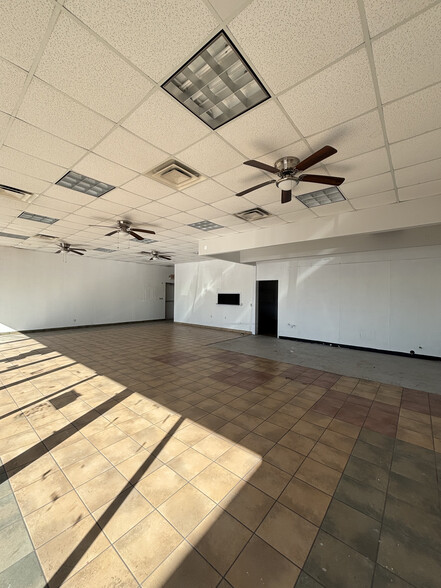 1010 W Tharpe St, Tallahassee, FL en alquiler - Foto del edificio - Imagen 2 de 3