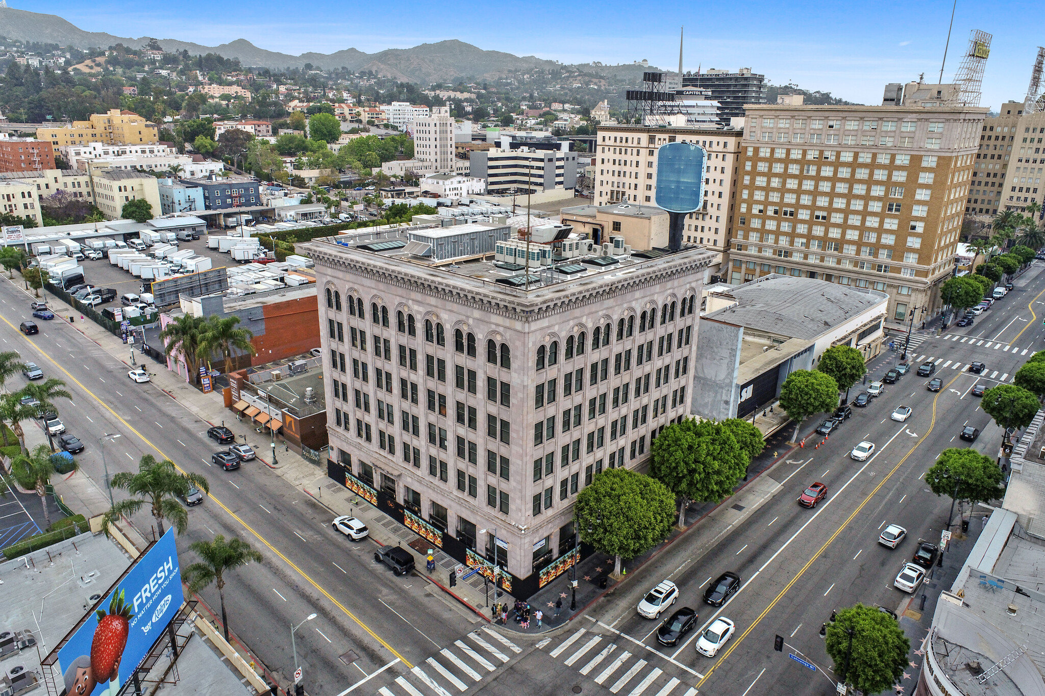 6381 Hollywood Blvd, Hollywood, CA en alquiler Foto del edificio- Imagen 1 de 14