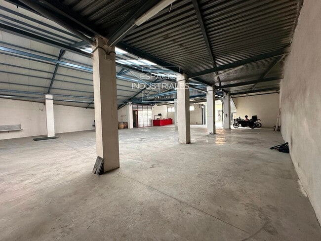 Más detalles de Nave en alquiler