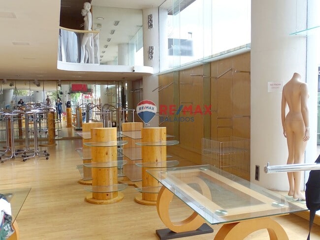 Más detalles de Local en alquiler