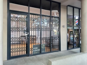 130 Carillon Ave, Newtown en alquiler Foto del edificio- Imagen 2 de 5