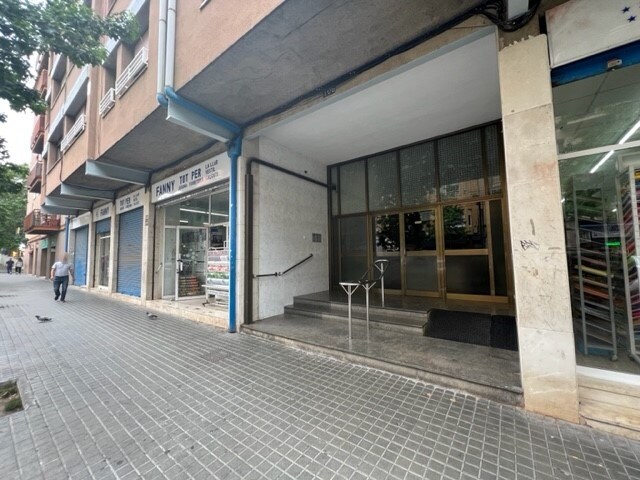 Edificio residencial en Mataró, Barcelona en venta - Foto del edificio - Imagen 3 de 3
