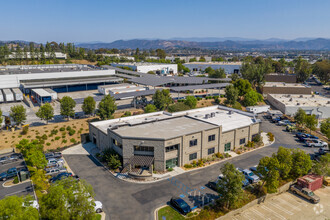 2060 Wineridge Pl, Escondido, CA - VISTA AÉREA  vista de mapa