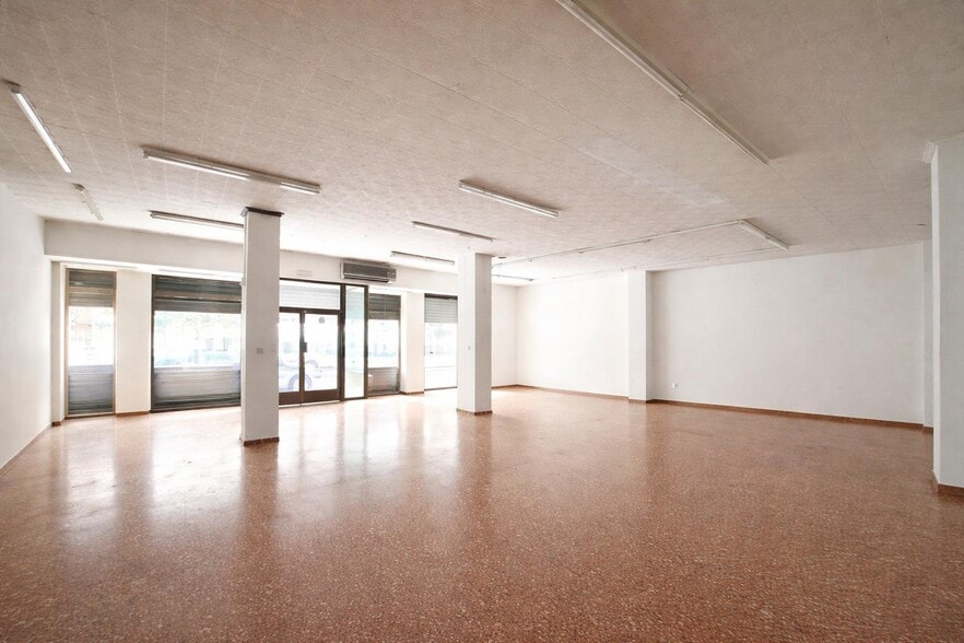 Local en Gandia, Valencia en venta - Foto del interior - Imagen 3 de 11