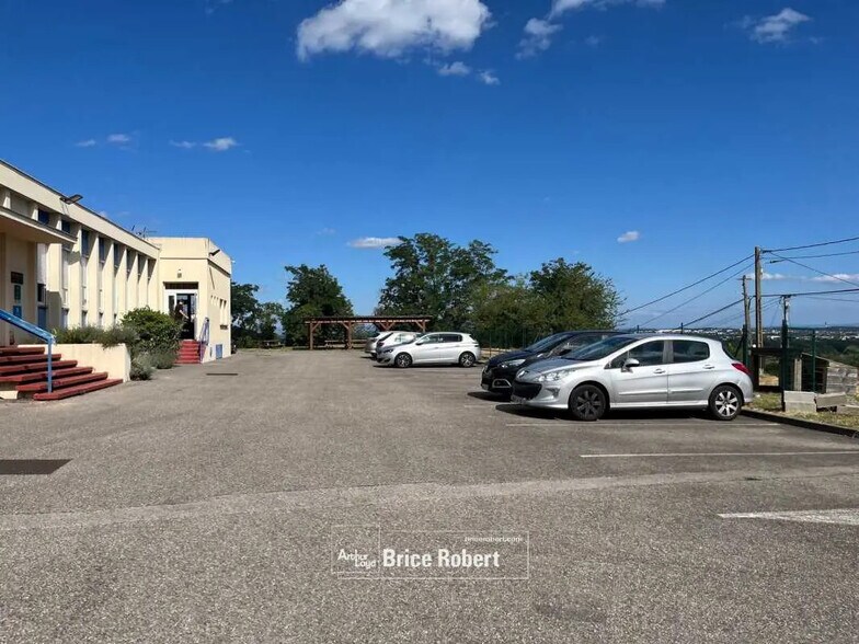 Flex en Rillieux-la-Pape en venta - Foto del edificio - Imagen 3 de 4