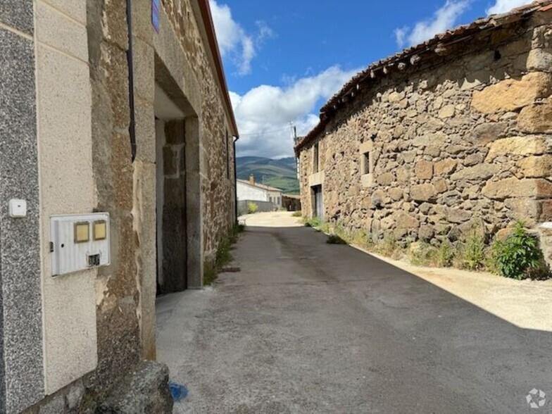 Naves en Gilbuena, Ávila en venta - Foto del edificio - Imagen 2 de 6