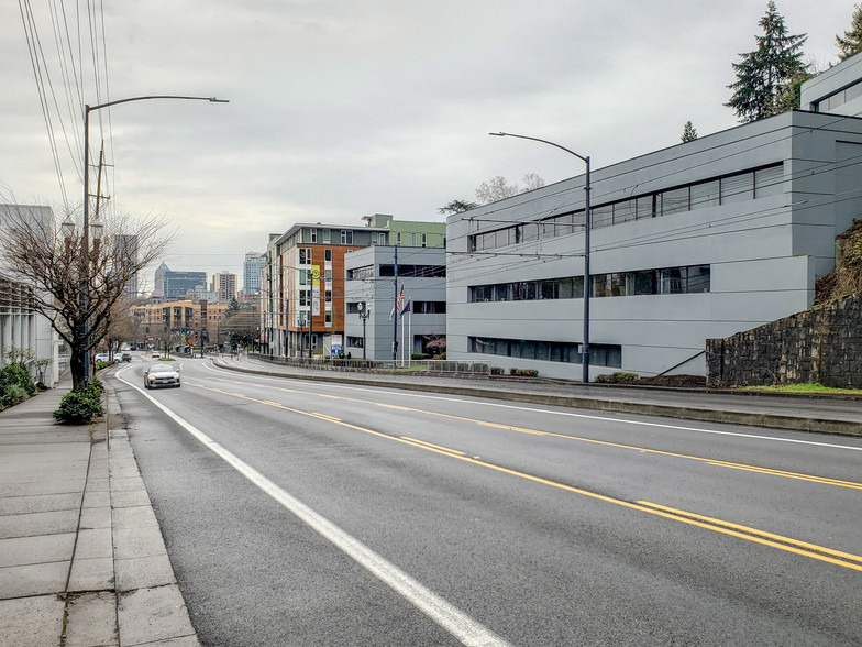 2110 SW Jefferson St, Portland, OR en alquiler - Foto del edificio - Imagen 3 de 26