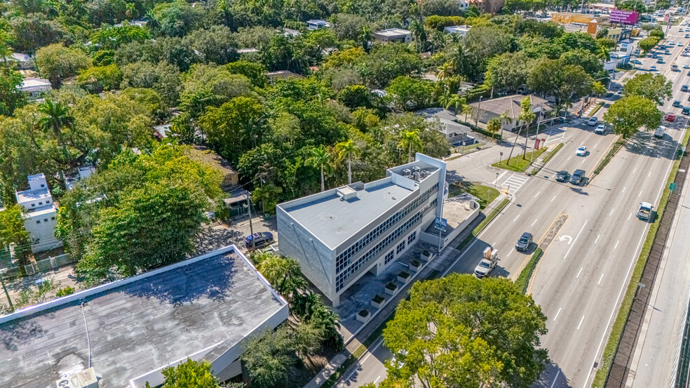 2424 S Dixie Hwy, Coconut Grove, FL en venta - Foto del edificio - Imagen 3 de 98